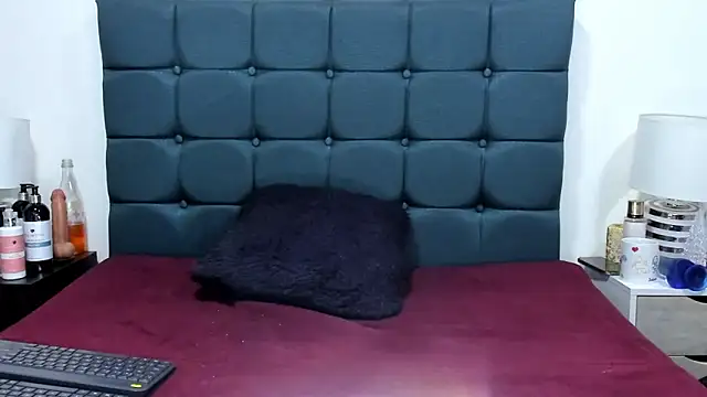 Snapshot of charlott_lens chatting on March 5, 2025, 2:57 am charlott lens online show from March 5, 2025, 2:57 am