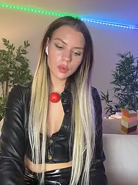 KittyKatyDream online show from March 1, 2025, 1:00 am