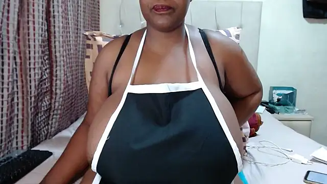 CHOCOLATEDARKBUSTYX online show from December 31, 2024, 2:36 pm