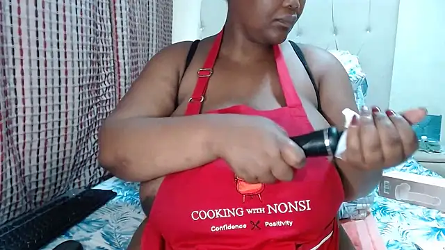 CHOCOLATEDARKBUSTYX online show from January 12, 2025, 9:40 am