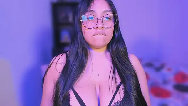 Snapshot of Soysofiarodrigu chatting on March 5, 2025, 7:49 pm Soysofiarodrigu online show from March 5, 2025, 7:49 pm