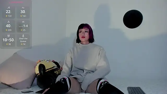 tati cardenas online show from February 21, 2025, 2:39 am