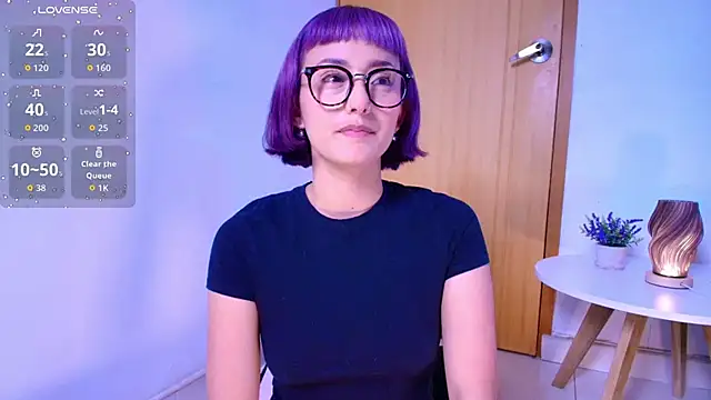 tati cardenas online show from May 17, 2026, 4:34 am