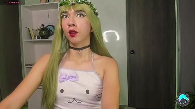sofi elfqueen online show from February 23, 2025, 1:02 am