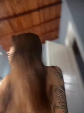 lauravasquez online show from February 7, 2026, 3:31 pm