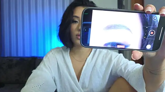 lily  foster online show from September 26, 2025, 4:36 pm