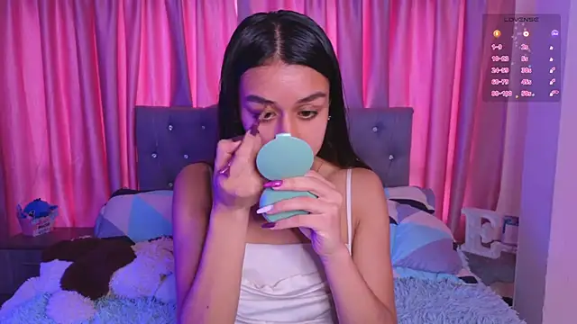 Snapshot of Emiily_Scott1 chatting on September 19, 2025, 3:27 pm Emiily Scott1 online show from September 19, 2025, 3:27 pm