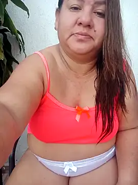 Snapshot of HORNY_MATURE25 chatting on October 26, 2025, 9:15 pm HORNY MATURE25 online show from October 26, 2025, 9:15 pm