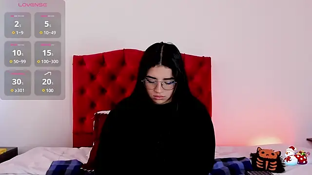 aliice walker  online show from December 11, 2024, 4:31 pm
