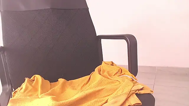 camila diez online show from September 24, 2025, 8:37 pm