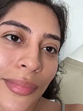 Snapshot of Sophie__Foxxx chatting on February 18, 2025, 2:16 pm Sophie Foxxx online show from February 18, 2025, 2:16 pm