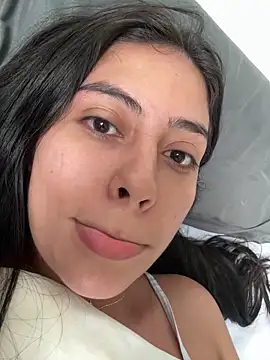 Snapshot of Sophie__Foxxx chatting on March 6, 2025, 12:52 pm Sophie Foxxx online show from March 6, 2025, 12:52 pm
