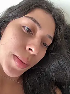 Snapshot of Sophie__Foxxx chatting on March 5, 2025, 2:34 pm Sophie Foxxx online show from March 5, 2025, 2:34 pm