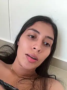 Snapshot of Sophie__Foxxx chatting on March 19, 2025, 9:48 pm Sophie Foxxx online show from March 19, 2025, 9:48 pm