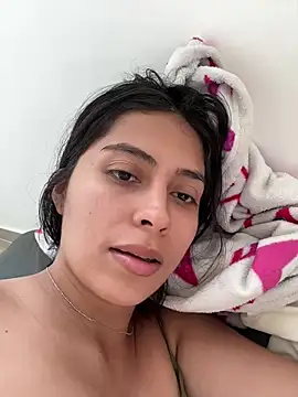 Snapshot of Sophie__Foxxx chatting on March 4, 2025, 8:38 pm Sophie Foxxx online show from March 4, 2025, 8:38 pm