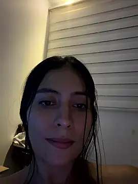 Sophie  Foxxx online show from June 2, 2026, 4:56 am