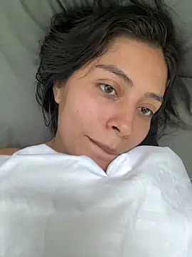 Snapshot of Sophie__Foxxx chatting on March 6, 2025, 3:56 pm Sophie Foxxx online show from March 6, 2025, 3:56 pm