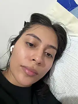 Snapshot of Sophie__Foxxx chatting on February 28, 2025, 10:06 pm Sophie Foxxx online show from February 28, 2025, 10:06 pm