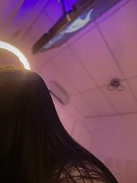 Charly  online show from February 24, 2026, 10:54 pm