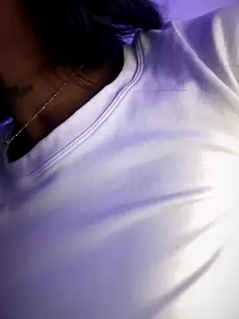 Snapshot of Charly_ chatting on October 14, 2025, 4:46 am Charly online show from October 14, 2025, 4:46 am