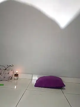 Dwirosebig online show from December 14, 2025, 8:14 pm