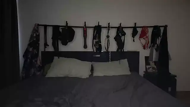 Snapshot of claudiacvc95 chatting on October 18, 2025, 2:57 am claudiacvc95 online show from October 18, 2025, 2:57 am