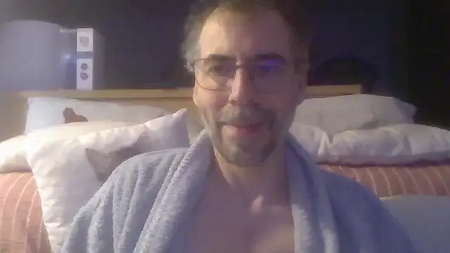 Snapshot of ptitcanard60600 chatting on November 30, 2025, 10:54 pm ptitcanard60600 online show from November 30, 2025, 10:54 pm