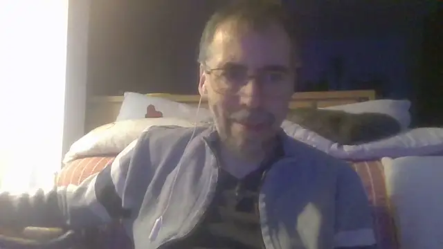 Snapshot of ptitcanard60600 chatting on November 22, 2025, 10:19 pm ptitcanard60600 online show from November 22, 2025, 10:19 pm