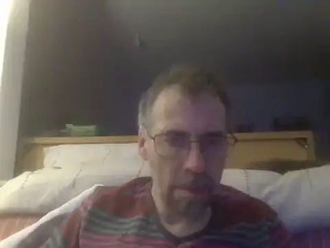 ptitcanard60600 online show from December 8, 2024, 10:25 pm