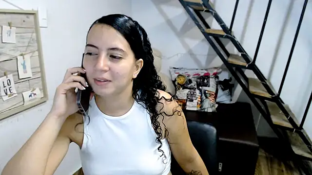 samantha baby  online show from March 12, 2025, 9:24 pm