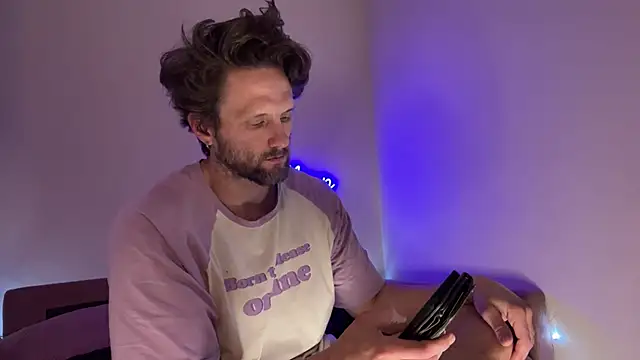 Snapshot of alexmannd chatting on November 23, 2025, 5:34 pm alexmannd online show from November 23, 2025, 5:34 pm