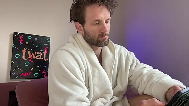 Snapshot of alexmannd chatting on December 22, 2025, 5:02 pm alexmannd online show from December 22, 2025, 5:02 pm