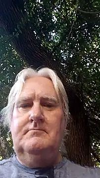 Snapshot of graham1980 chatting on September 25, 2025, 3:18 pm graham1980 online show from September 25, 2025, 3:18 pm