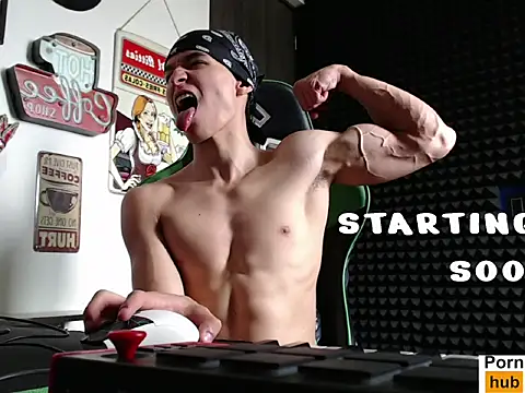 Curly Angel24 online show from April 8, 2026, 5:03 pm