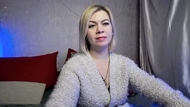 LILU MS online show from December 15, 2025, 8:09 am