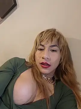 Snapshot of Evehampy chatting on October 11, 2025, 12:22 am Evehampy online show from October 11, 2025, 12:22 am