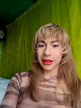 Snapshot of Evehampy chatting on October 5, 2025, 5:03 pm Evehampy online show from October 5, 2025, 5:03 pm