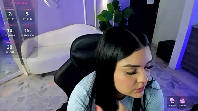 Snapshot of martinasaez chatting on September 19, 2025, 8:24 pm martinasaez online show from September 19, 2025, 8:24 pm