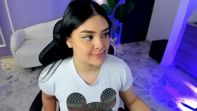 Snapshot of martinasaez chatting on September 22, 2025, 7:42 pm martinasaez online show from September 22, 2025, 7:42 pm