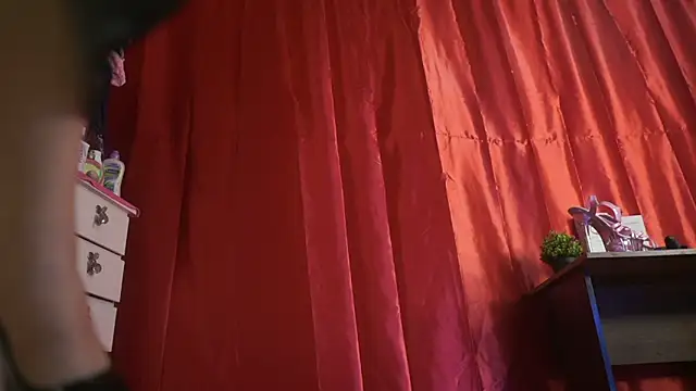 Snapshot of Sisirojas chatting on October 30, 2025, 2:10 am Sisirojas online show from October 30, 2025, 2:10 am