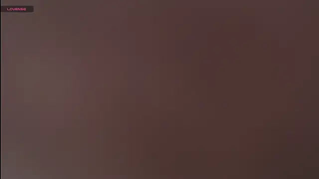 Snapshot of Sisirojas chatting on October 19, 2025, 8:11 pm Sisirojas online show from October 19, 2025, 8:11 pm