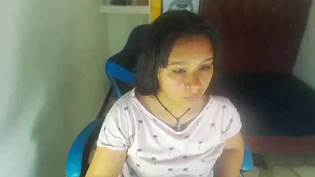 Charis 21 online show from October 2, 2025, 1:31 am