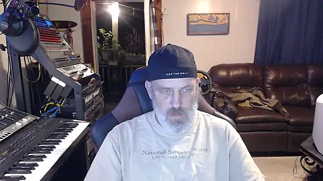 Snapshot of jimdacbin420 chatting on December 16, 2024, 8:20 am jimdacbin420 online show from December 16, 2024, 8:20 am