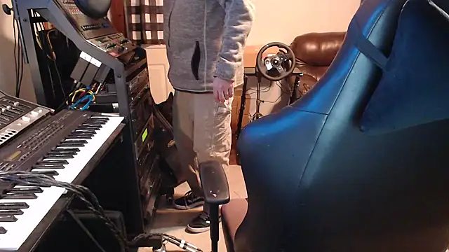 Snapshot of jimdacbin420 chatting on December 16, 2024, 5:17 am jimdacbin420 online show from December 16, 2024, 5:17 am