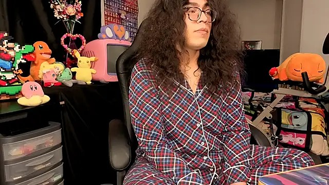 Snapshot of ShinyCherub chatting on September 24, 2025, 4:41 am ShinyCherub online show from September 24, 2025, 4:41 am