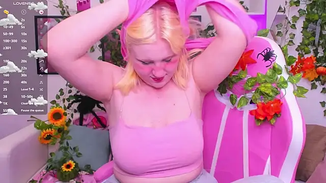 Snapshot of art_lovee chatting on November 2, 2025, 12:15 am art lovee online show from November 2, 2025, 12:15 am