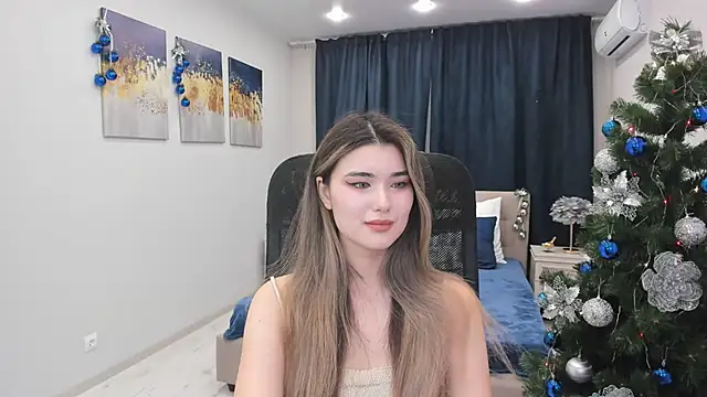 AnneTLi online show from December 9, 2024, 10:43 am