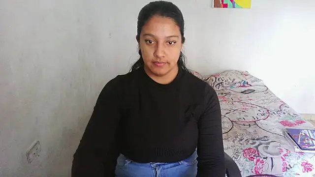 almaswan1 online show from February 12, 2025, 2:21 pm