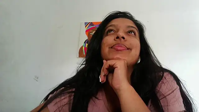 almaswan1 online show from February 3, 2025, 8:13 pm