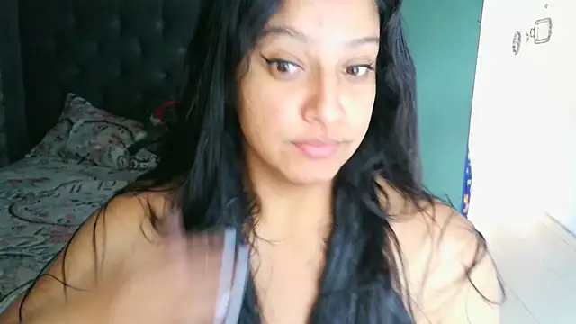 almaswan1 online show from December 22, 2025, 3:34 pm